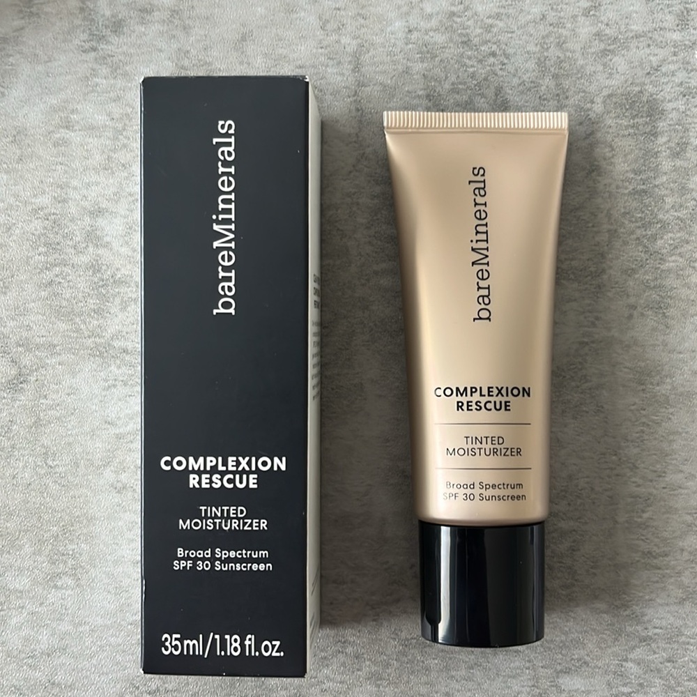 bareMinerals Complexion Rescue Tinted Moisturizer - Suede 04.